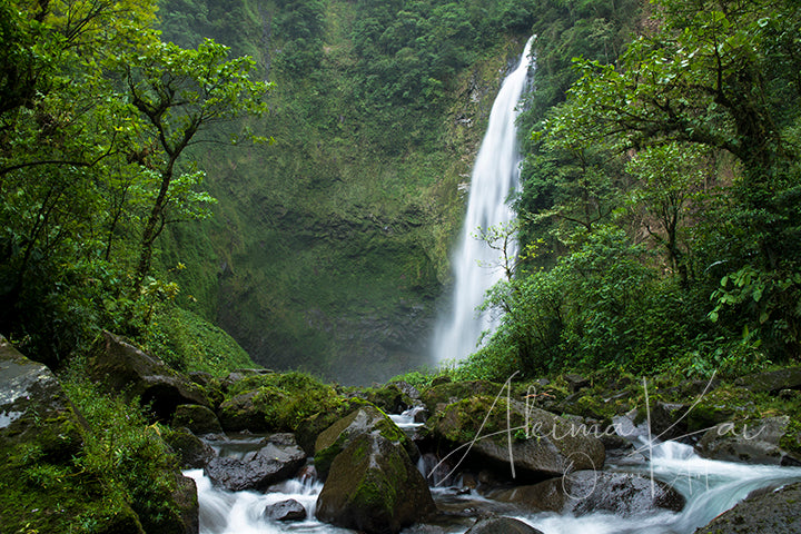 
                  
                    Costa rica waterfall photography
                  
                